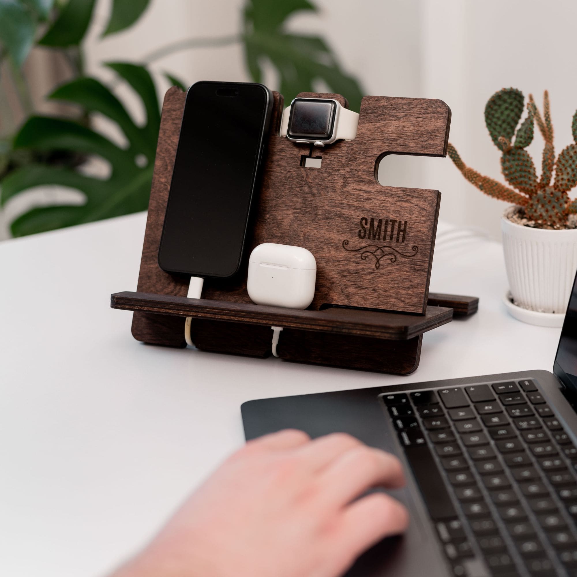 Wooden Docking Station – Personalized Gift for Him