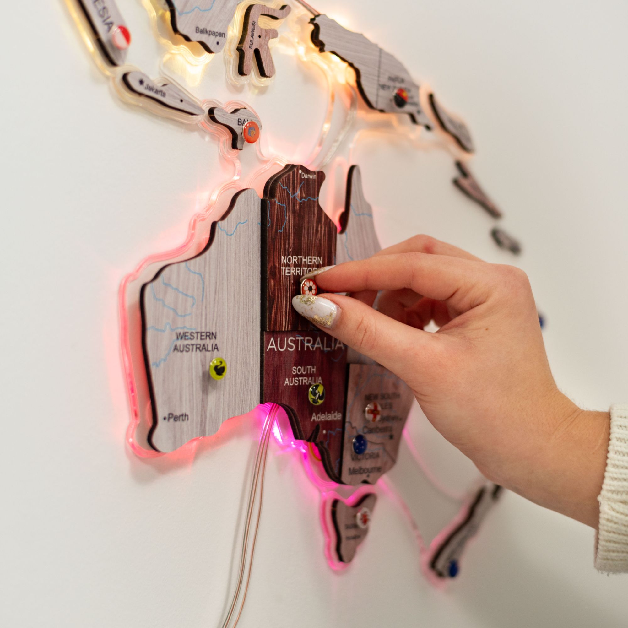 3D LUMINOUS LED Wooden World Map 2.0 Cappuccino
