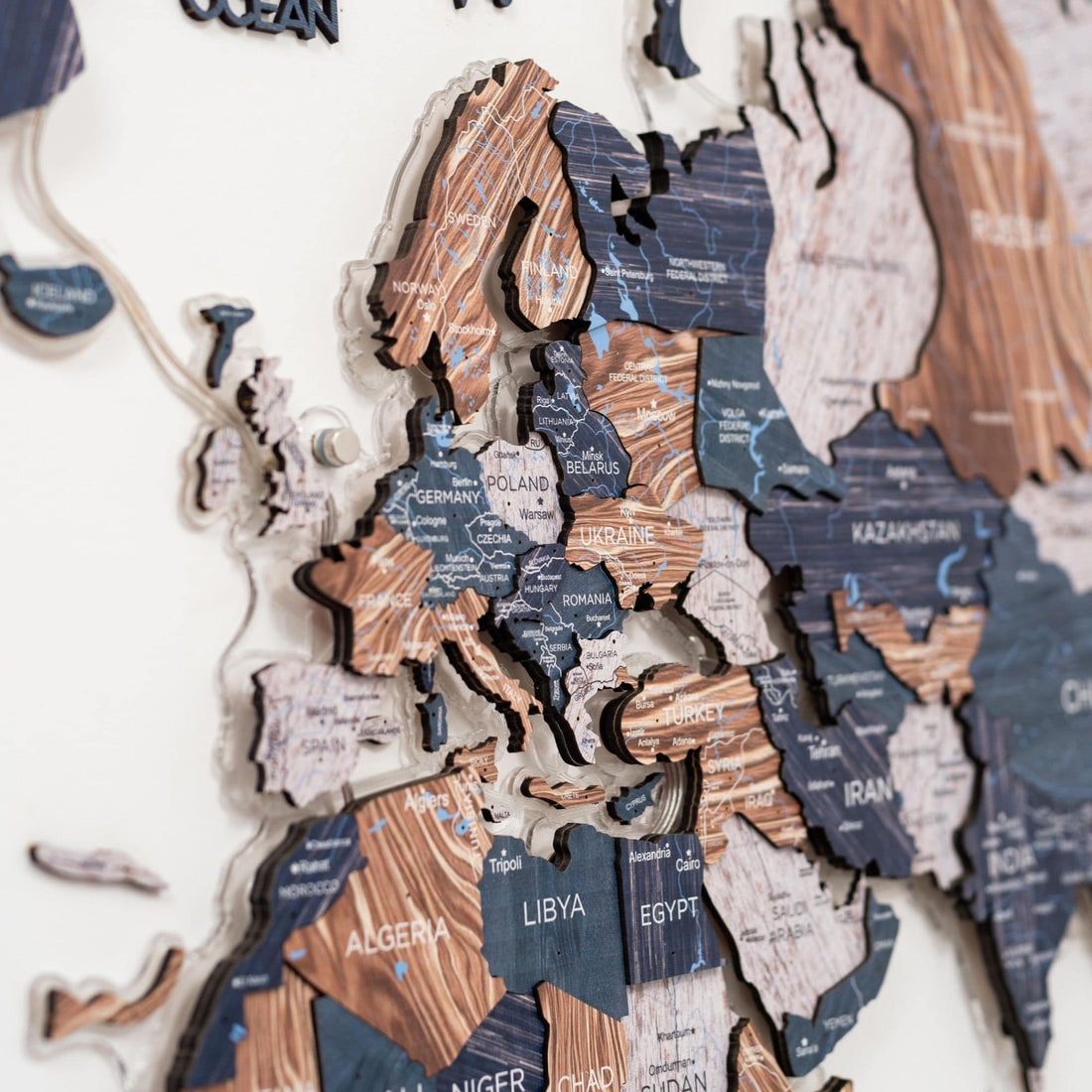 3D LUMINOUS LED Wooden World Map 2.0 Mystery