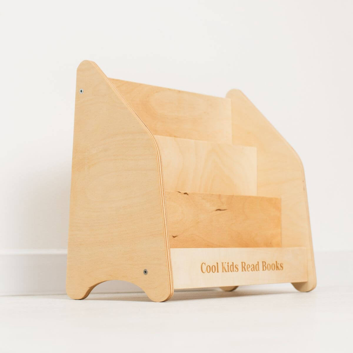 Montessori bookshelf for toddlers