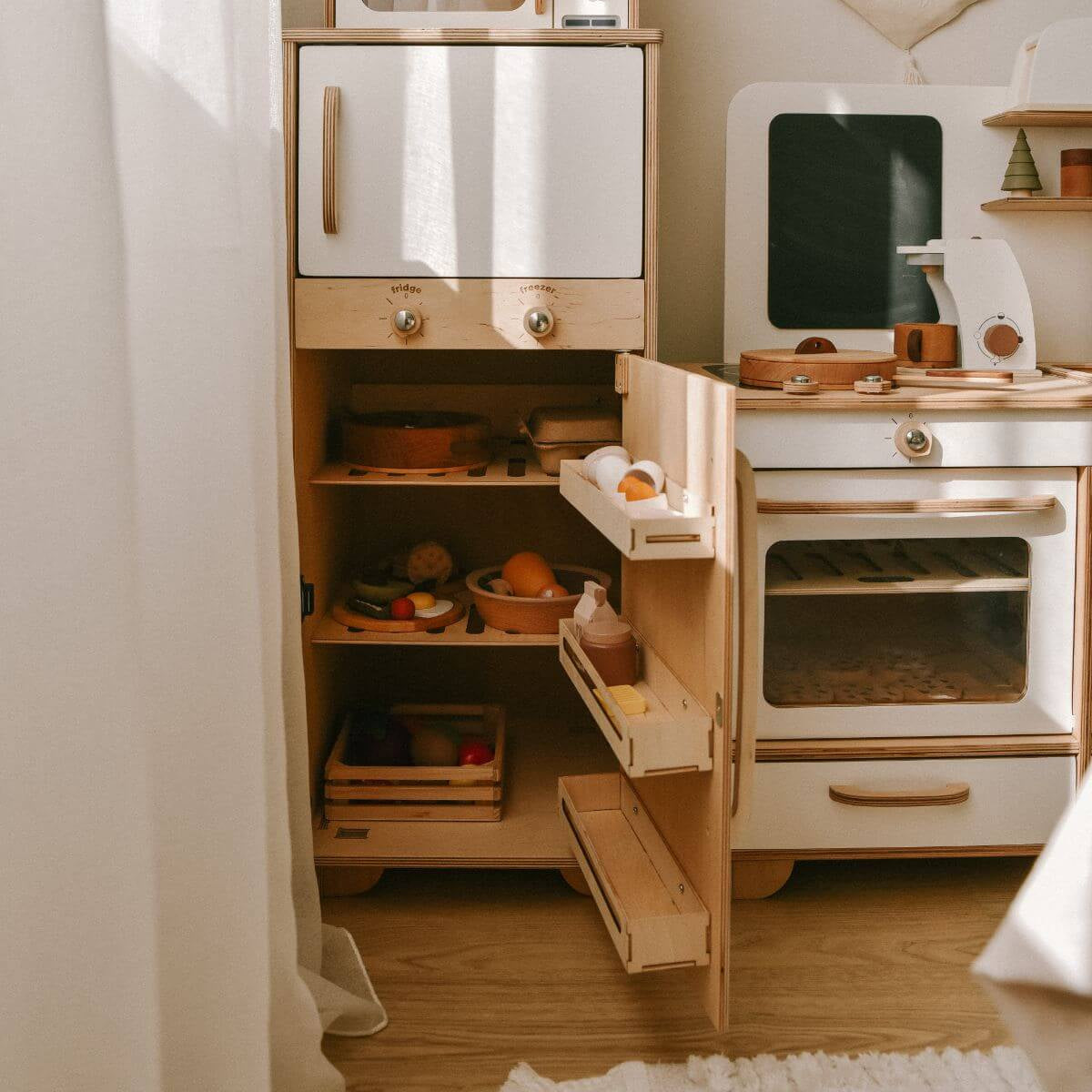 Play Fridge