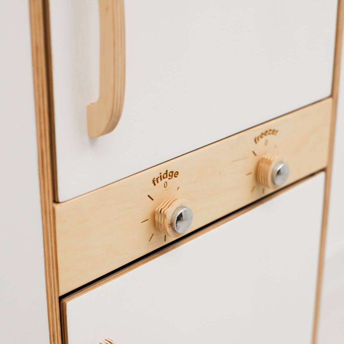 Play Fridge