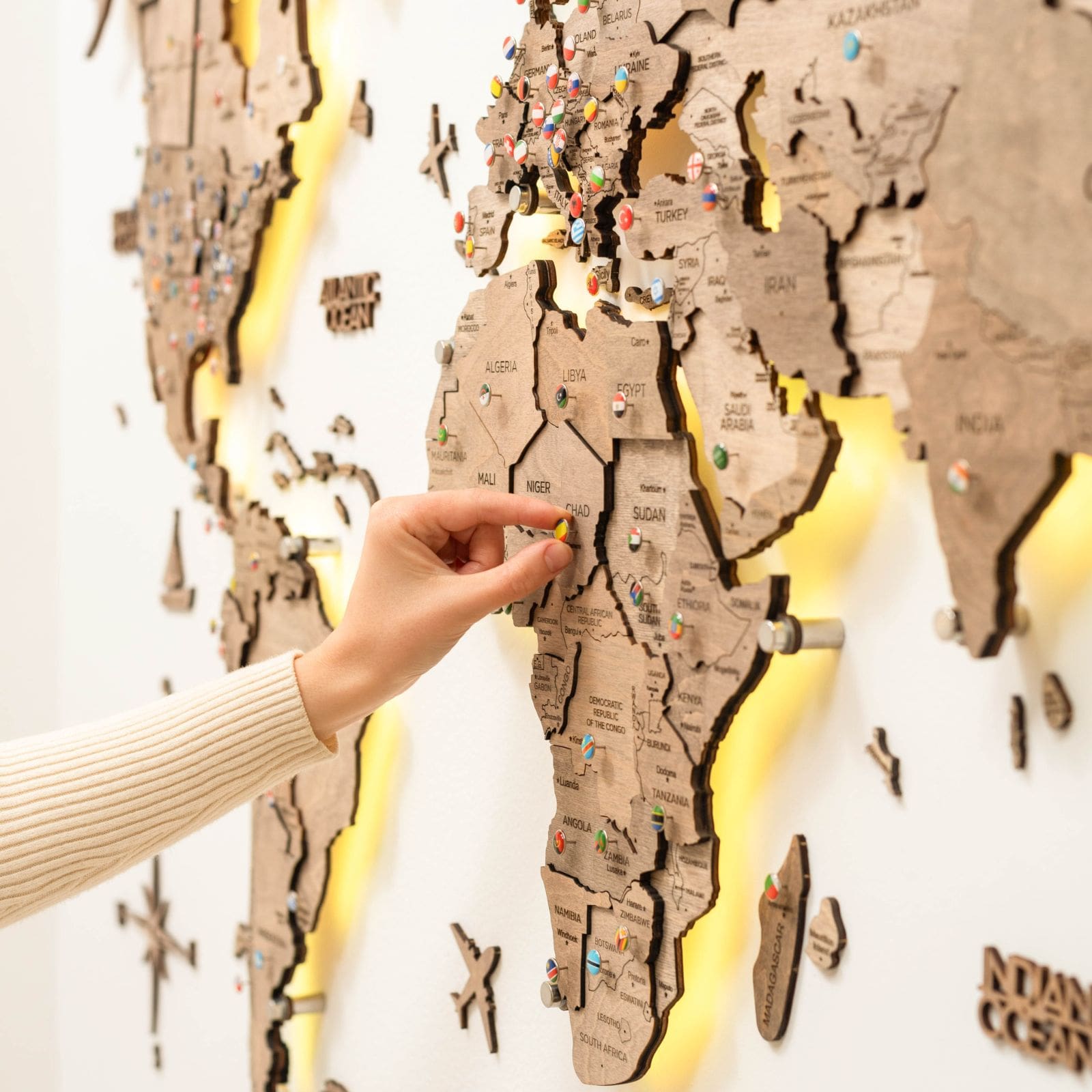 3D LED Wooden World Map 3.0 Terra