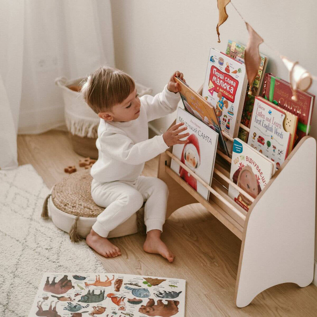 Wooden Montessori Bookshelf Pink